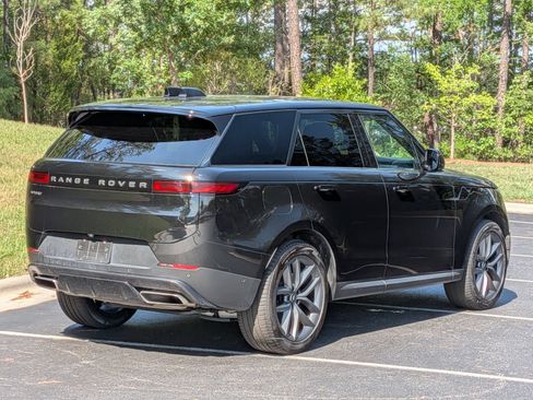Used 2024 Land Rover Range Rover Sport SE AWD/4WD image 30