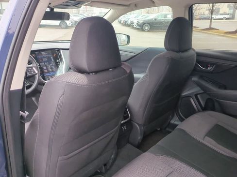 Used 2023 Subaru Outback Premium image 17