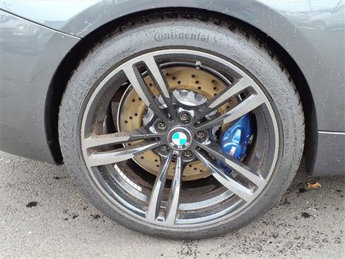 Used 2018 BMW M2 image 8