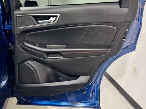 Used 2022 Ford Edge ST-Line image 27