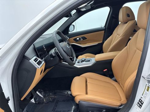 New 2026 BMW 330i xDrive Sedan w/ Convenience Package image 25