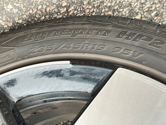 Used 2024 Hyundai Kona Limited AWD/4WD image 38