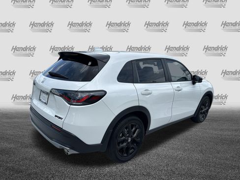 Used 2024 Honda HR-V Sport image 10
