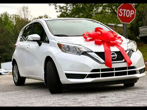 Used 2018 Nissan Versa Note SV image 8