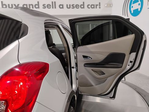 Used 2016 Buick Encore FWD image 38