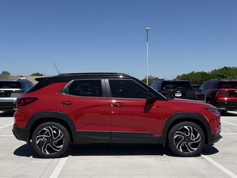 New 2026 Chevrolet TrailBlazer RS w/ Convenience Package FWD image 3