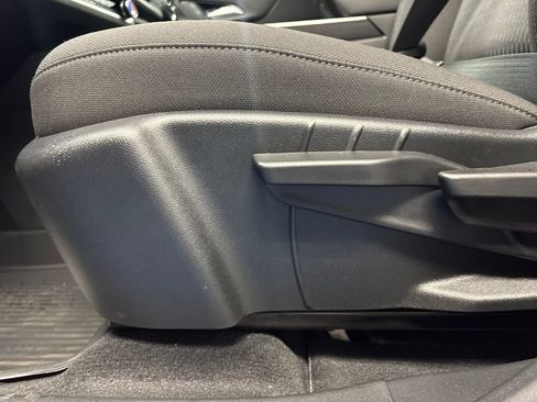 New 2026 Chevrolet Equinox LT FWD image 26