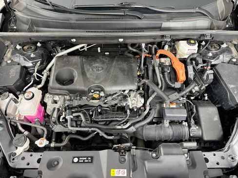 Certified 2023 Toyota RAV4 LE AWD/4WD image 29