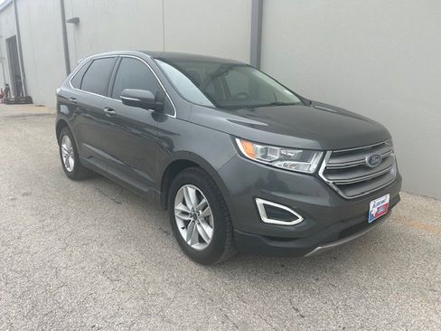 Used 2018 Ford Edge SEL w/ Equipment Group 201A FWD image 2
