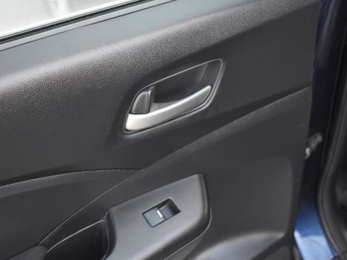 Used 2015 Honda CR-V LX image 33