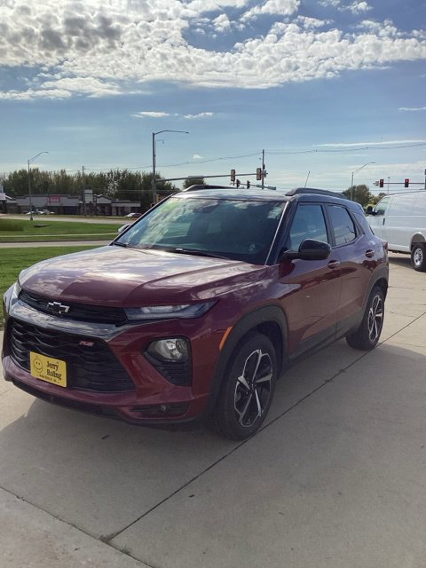 Used 2023 Chevrolet TrailBlazer RS FWD image 1