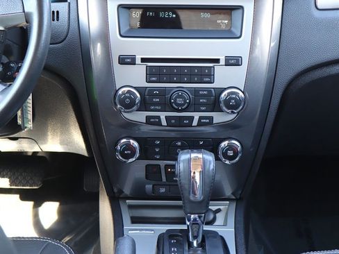 Used 2011 Ford Fusion SEL w/ 302A Rapid Spec Order Code FWD image 12