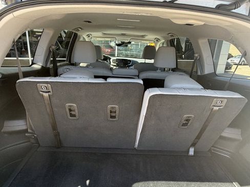 Used 2021 Honda Pilot Special Edition image 11