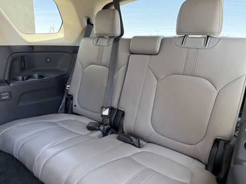 Used 2024 Honda Pilot EX-L image 37