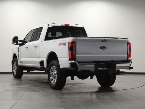 Used 2024 Ford F250 Lariat w/ Chrome Package image 6