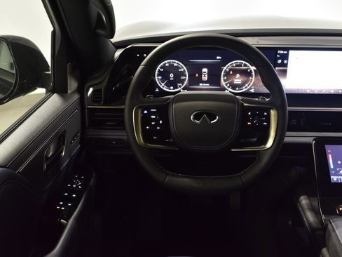 Used 2026 INFINITI QX80 4WD w/ Sport Exterior Package image 12