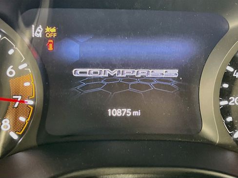 Used 2022 Jeep Compass Limited AWD/4WD image 12