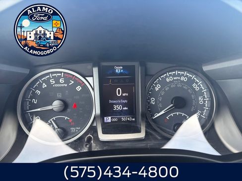 Used 2023 Toyota Tacoma TRD Off-Road w/ Technology Package AWD/4WD image 15