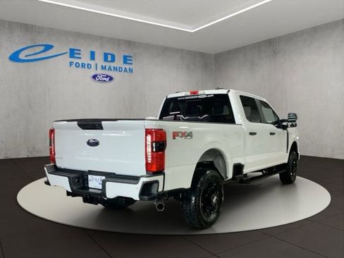 New 2026 Ford F250 4x4 Crew Cab Super Duty image 7