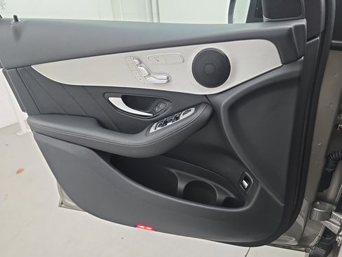 Certified 2019 Mercedes-Benz GLC 300 image 26