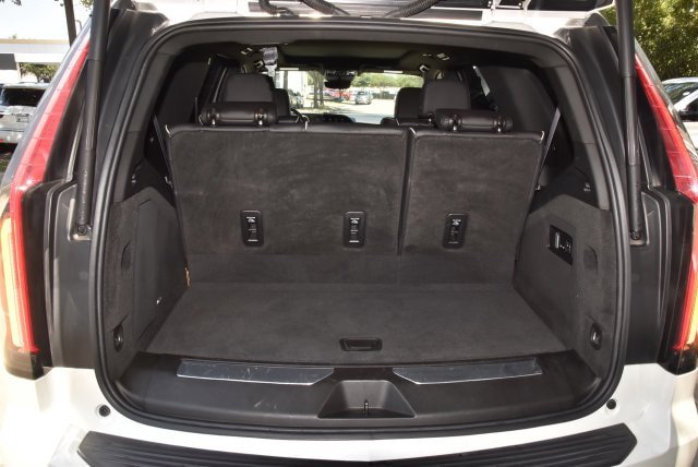 Used 2022 Cadillac Escalade Sport w/ Touring Package AWD/4WD image 40