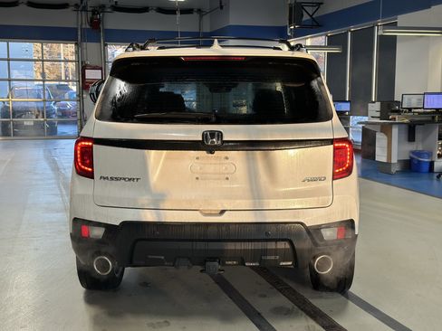 Used 2023 Honda Passport EX-L image 6