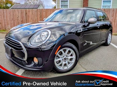 Used 2018 MINI Cooper Clubman ALL4 AWD/4WD image 1