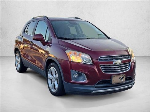 Used 2016 Chevrolet Trax LTZ w/ LPO, Cargo Package FWD image 3