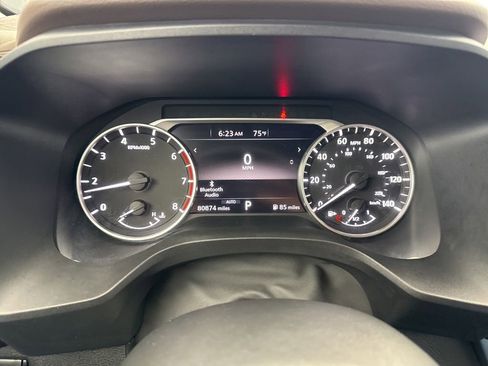 Used 2022 Nissan Rogue SV AWD/4WD image 15