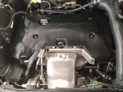 Used 2020 Chevrolet Equinox LT FWD image 30