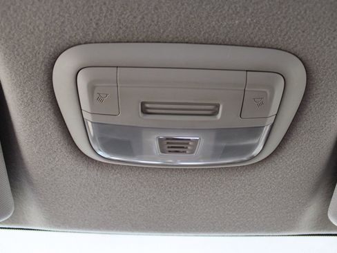 Used 2017 Subaru Crosstrek 2.0i Premium image 30