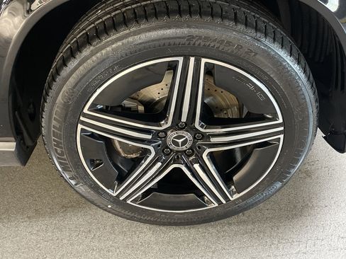 Used 2024 Mercedes-Benz GLE 450 4MATIC image 13