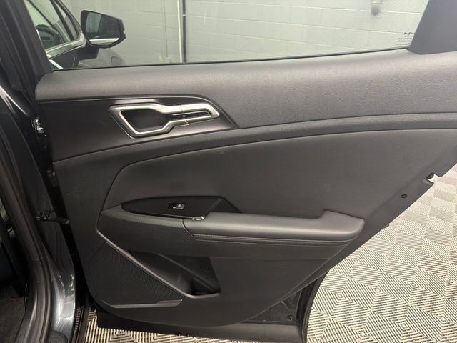 Certified 2024 Kia Sportage EX AWD/4WD image 15
