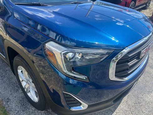 Used 2021 GMC Terrain SLE w/ Driver Convenience Package AWD/4WD image 17