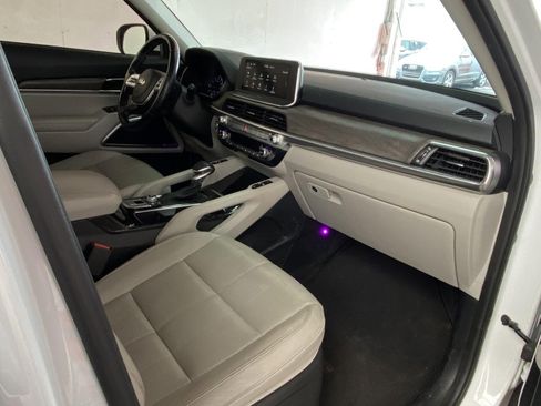 Used 2020 Kia Telluride EX w/ EX Premium Package AWD/4WD image 8