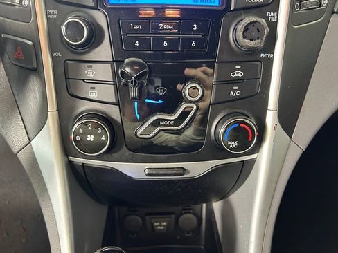 Used 2013 Hyundai Sonata SE image 23