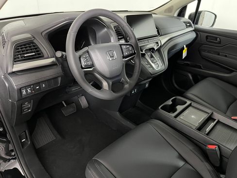 New 2026 Honda Odyssey EX-L image 3