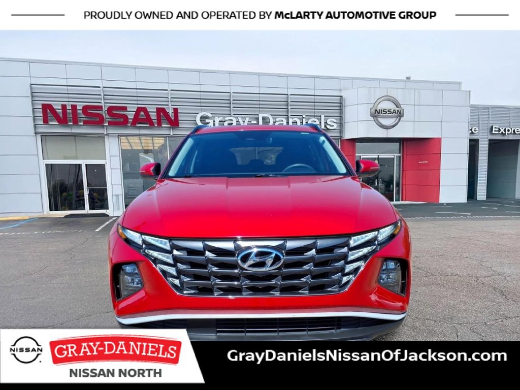 Used 2023 Hyundai Tucson SEL FWD image 2