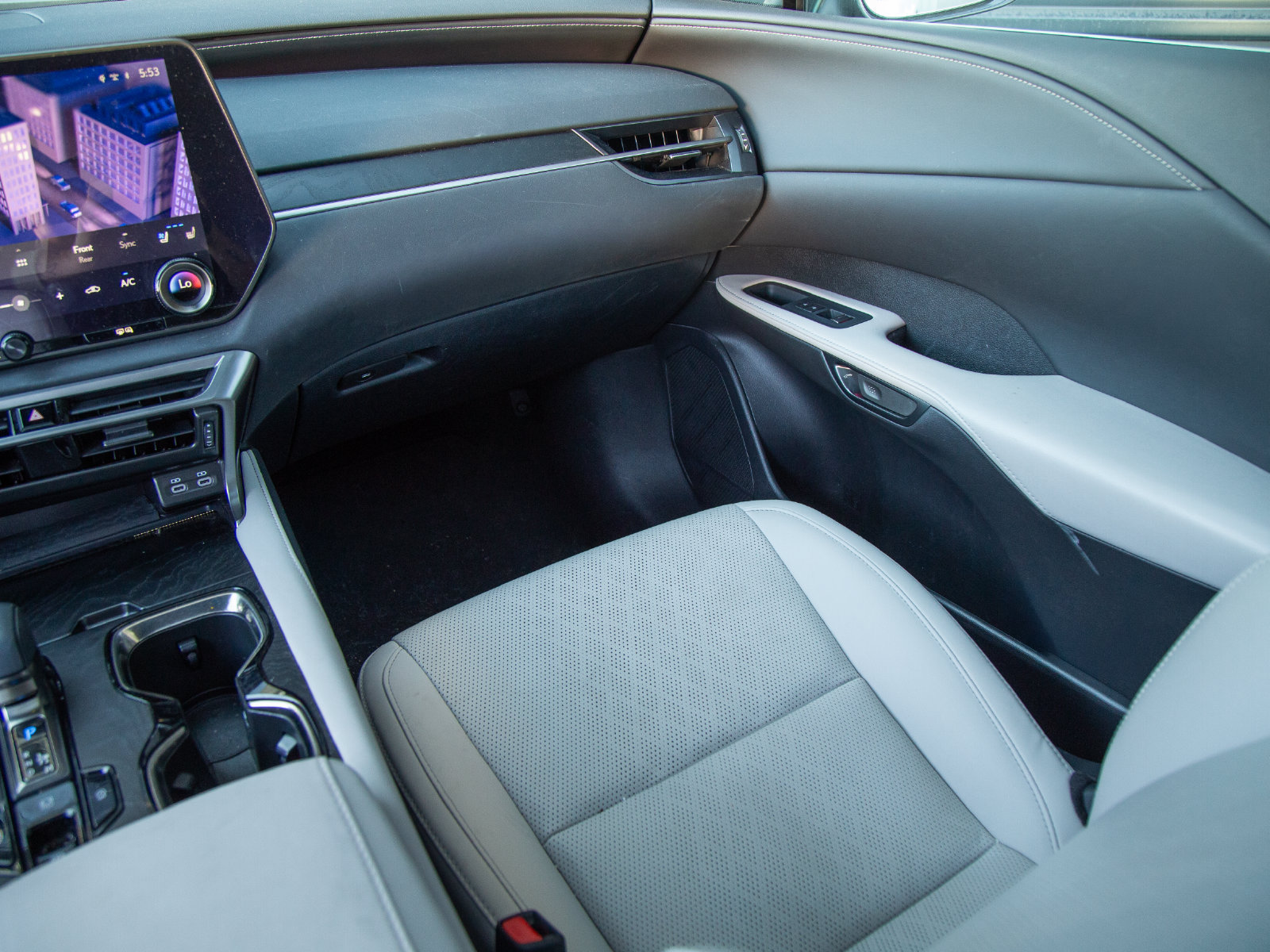 Used 2023 Lexus RX 350 Premium Plus w/ Cold Area Package FWD image 8