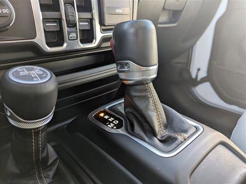 Used 2023 Jeep Wrangler Unlimited Sahara image 12