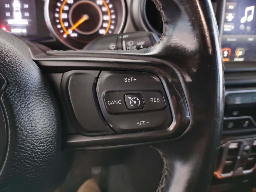 Used 2022 Jeep Gladiator Sport AWD/4WD image 25