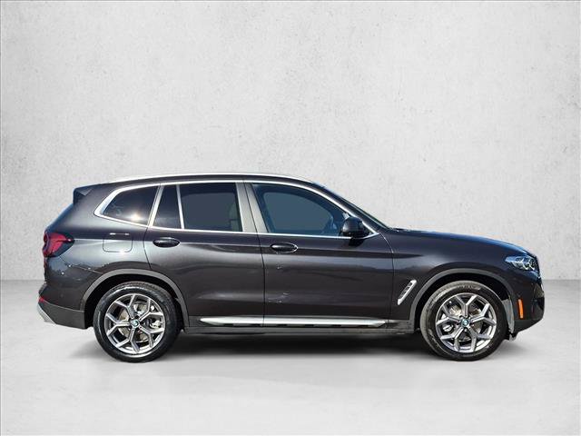 Used 2023 BMW X3 xDrive30i w/ Premium Package w/ZPA AWD/4WD image 4