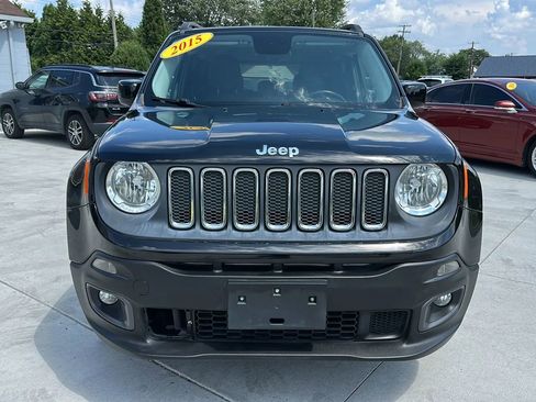 Used 2015 Jeep Renegade Latitude image 2