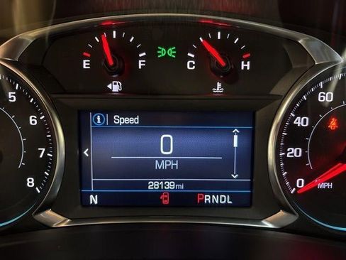 Used 2023 Chevrolet Equinox LT image 10