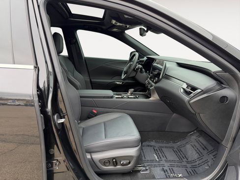 Used 2024 Lexus RX 350 w/ Convenience Package image 15
