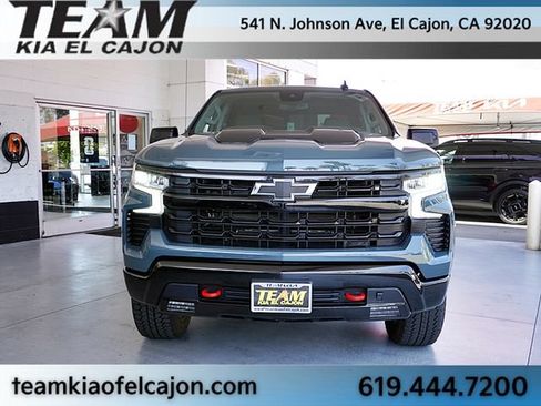 Used 2026 Chevrolet Silverado 1500 LT Trail Boss w/ LPO, Dark Essentials Package AWD/4WD image 4