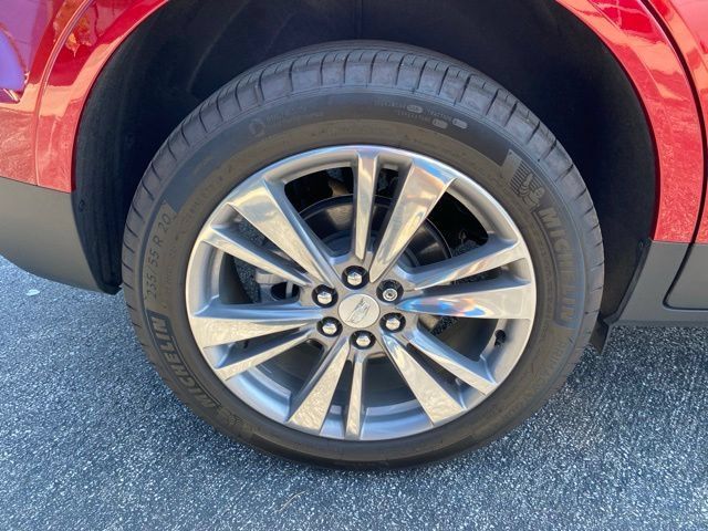 Used 2026 Cadillac XT5 Premium Luxury w/ Driver Assist Package AWD/4WD image 12