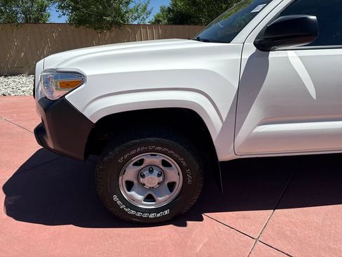 Used 2021 Toyota Tacoma SR RWD image 28