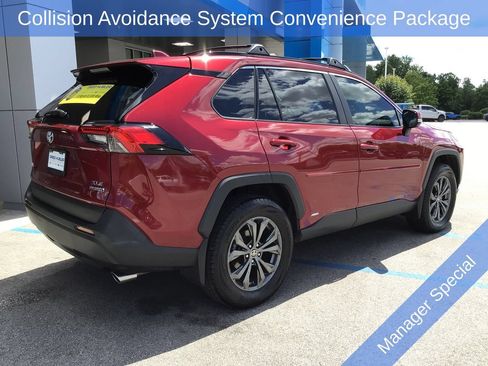 Used 2024 Toyota RAV4 XLE Premium w/ Weather Package AWD/4WD image 7