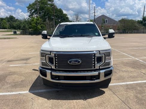 Used 2022 Ford F350 Lariat w/ Lariat Ultimate Package AWD/4WD image 2